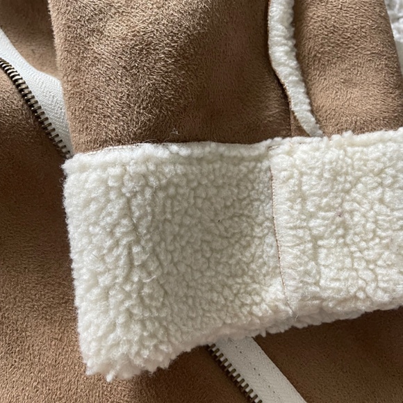 Jacket - Picture 2 of 7